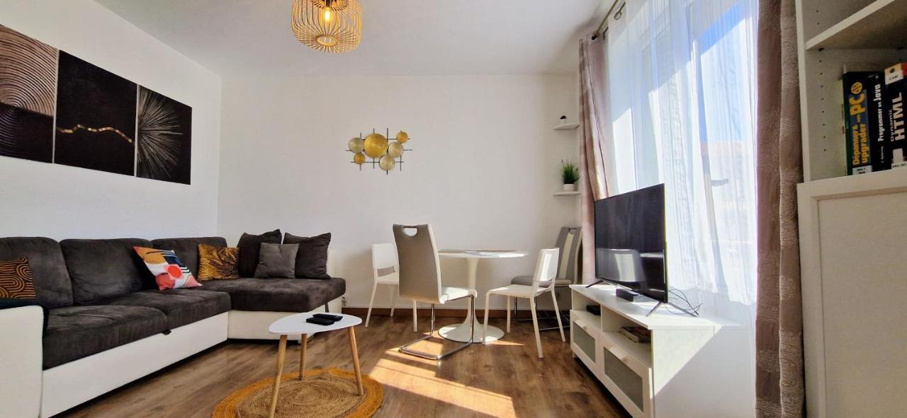Superbe appartement proche de toutes commodités. Clermont-Ferrand Esterno foto